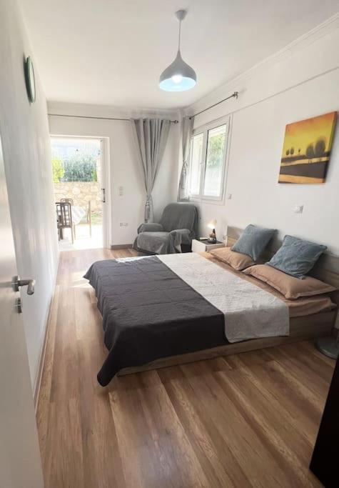 Eva'S Villas 2室温馨庭院拥有私家停车位 Glyka Nera Bagian luar foto